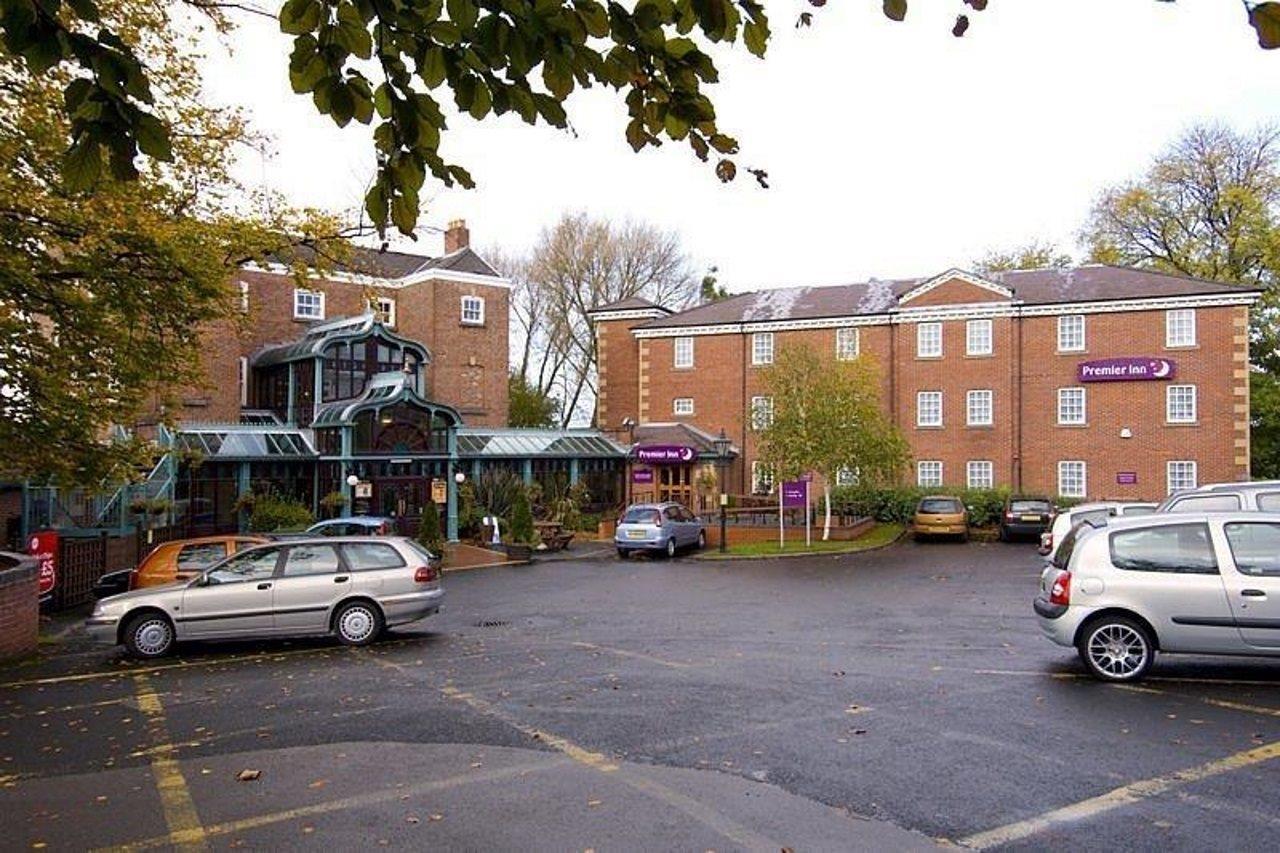 Premier Inn Premier Inn Stockport Central Dış mekan fotoğraf