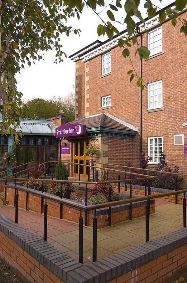 Premier Inn Premier Inn Stockport Central Dış mekan fotoğraf